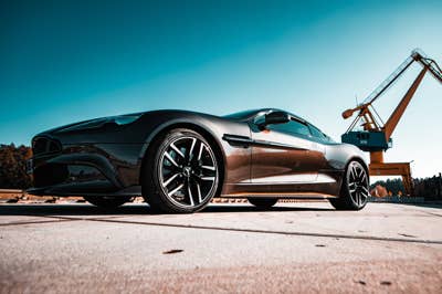 Carshooting , Aston Martin Vanquish W12, 